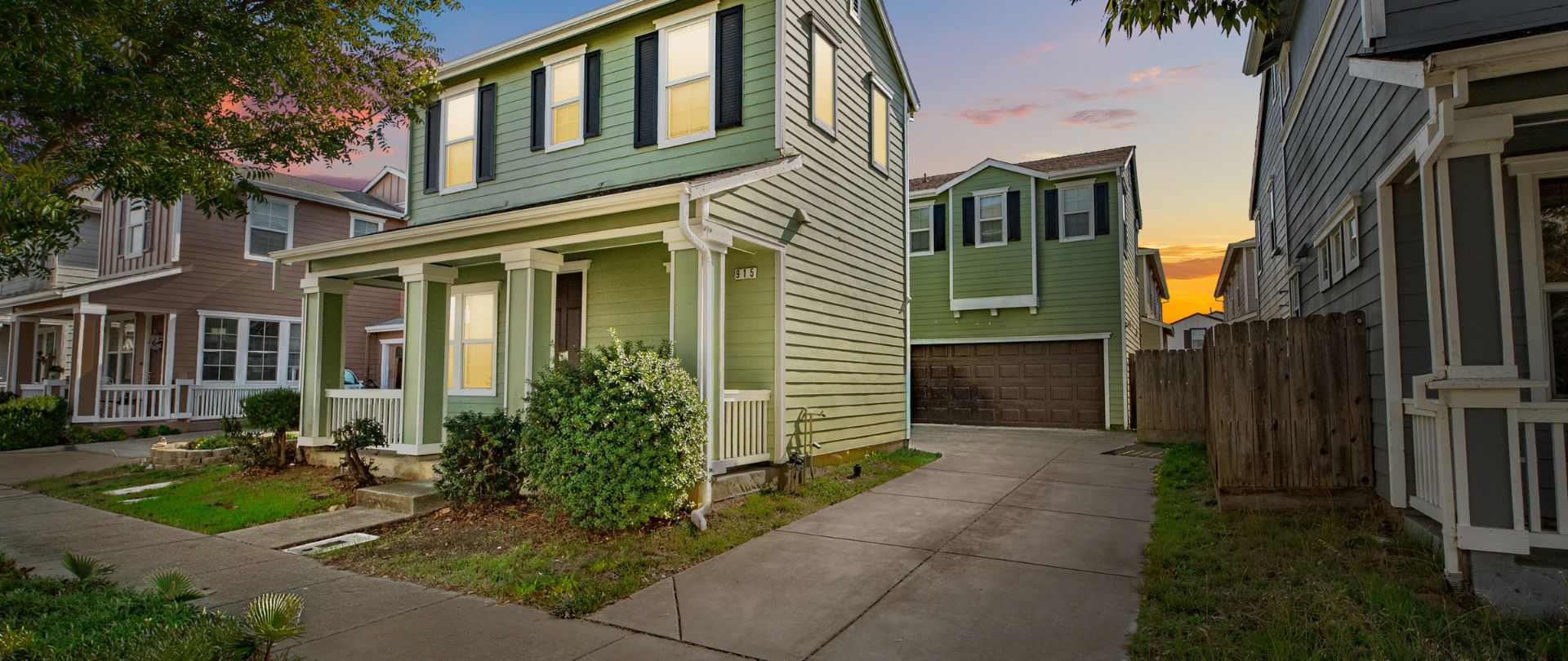 915 Liberty Dr Featured Banner